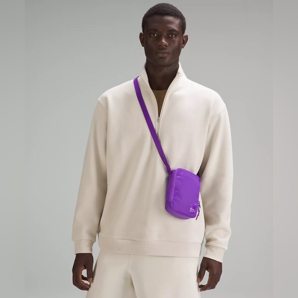 Lululemon Easy Access Crossbody Bag 1.5L- Atomic Purple/White